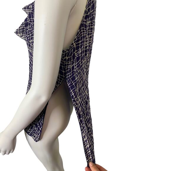 Ann Taylor sleeveless flounce ruffle blouse blue white pattern silk Medium - Picture 4 of 8